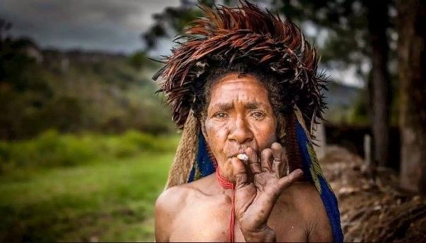 Cara Suku Dani Mengekspresikan Kesedihan karena Kehilangan Cukup Ngeri, Berani Coba?