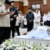 Prabowo Melayat ke Rumah Duka Almarhum Eddie Marzuki, Berikan Perhomatan ke Tokoh Pencak Silat Dunia