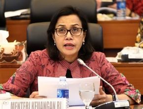 Sri Mulyani Teken Aturan Pemberian Gaji ke-13 bagi PNS dan TNI/Polri