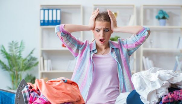 4 Cara Tangani Cucian Baju Bau Apek saat Musim Hujan