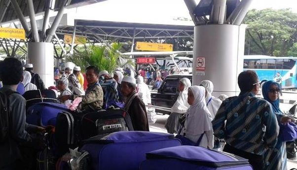 Arab Saudi Tutup Penerbangan Internasional, Puluhan Jamaah Umrah Asal Indonesia Batal Berangkat