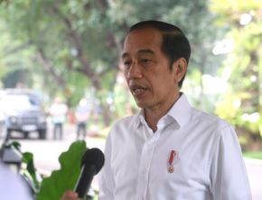 Banjir Bandang NTT Renggut 68 Korban Jiwa, Begini Nasihat Jokowi ke Warga