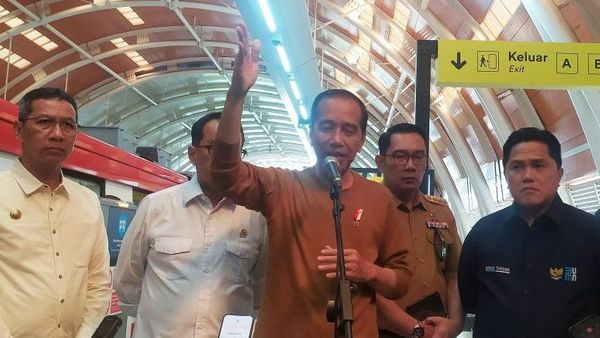 Jokowi Tegaskan LRT Masih Uji Coba hingga Wajar Ada Perbaikan: Jangan Senang Mencari-cari Kesalahan