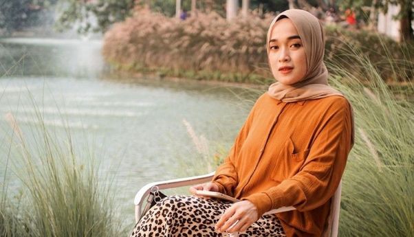 Ririe Fairus Jadi Rebutan Kaum Adam, Dapat DM dari Netizen: Gaji UMR Jakarta Mau Gak ya?