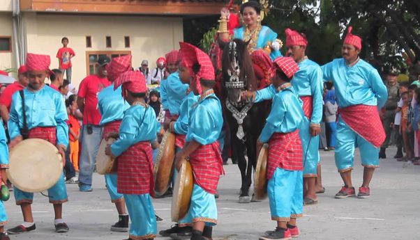 5 Objek Wisata Sulawesi Barat Yang Membuat Anda Tak Ingin Pulang