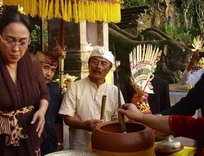 Besok, Sukmawati Bakal Jalani Ritual Pindah Agama di Pantai Bali