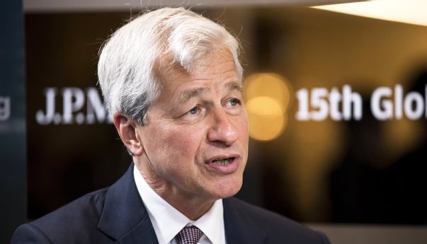 Bos JPMorgan Menganggap Tak Berharga, Bitcoin Terjun Bebas Hampir 5 persen