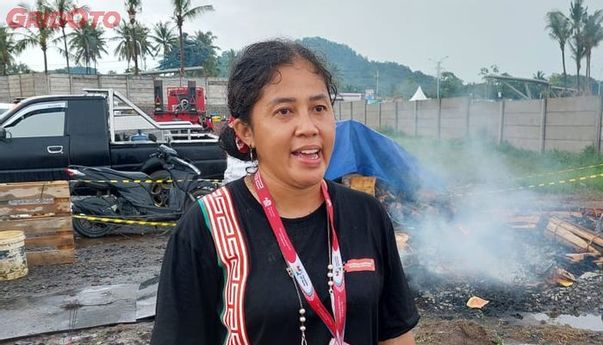 Rara Pawang Hujan Respon Soal Jasanya Tak Dipakai di Formula E: “Ya Aku Ngga Peduli”