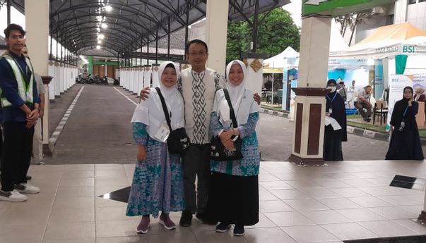 Jamaah Calon Haji Terakhir Diberangkatkan, Kelakar Kepala Kemenag Demak: Keluarga Paling Penuh Cerita