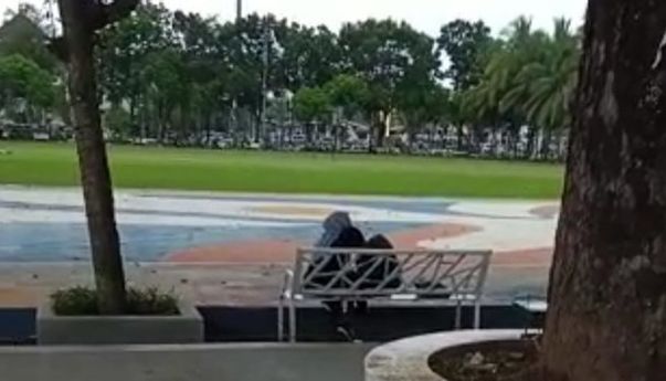 Berita Kriminal: Lakukan Tindak Asusila Di Alun-Alun Jember, Sejoli Dihukum Ngaji dan Berdoa