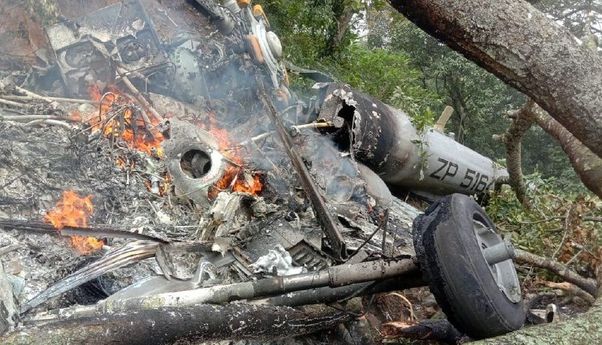 Panglima Militer Bersama Istri Tewas dalam Kecelakaan Helikopter, 13 Orang Tewas 1 Selamat
