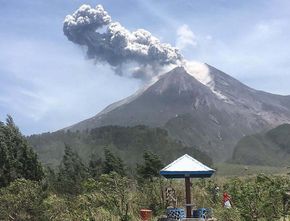 Berita Terbaru di Jogja: Suara Guguran Gunung Merapi Terdengar 6 Kali dalam 12 Jam