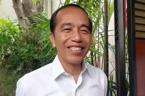 Jokowi Pertimbangkan Tempuh Jalur Hukum atas Tuduhan Ijazah Palsu