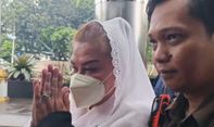 Mbak Ita dan Suami Akhirnya Penuhi Panggilan KPK: Mohon Doanya