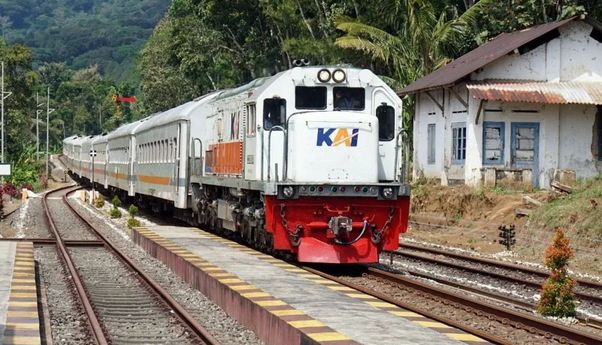 KAI Siapkan Empat Kereta Api Tambahan untuk Rute Solo Jelang Mudik Lebaran 2025