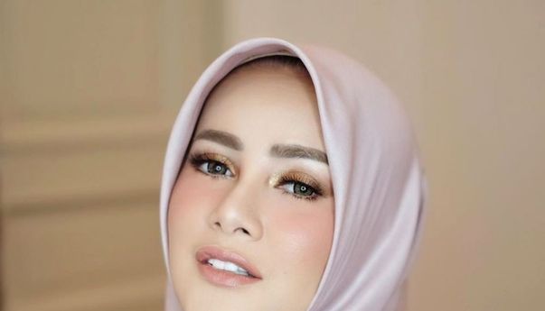 Kenakan Hijab, Olla Ramlan Sepi Job
