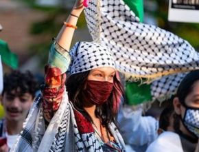 Israel Kecam Aksi Bella Hadid Bela Palestina, Sebut Tak Tahu Malu!