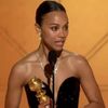 Tangis Zoe Saldana Pecah Pertama Kali Menang Golden Globes Lewat Film Emilia Perez