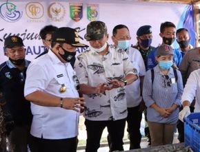 Edhy Prabowo Cabut Sementera Izin Penambangan Pasir Laut di Lampung Timur