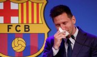 Tisu Bekas Messi Menangis dan Seka Hidung Tinggalkan Barcelona Laku Terjual Rp14 M!