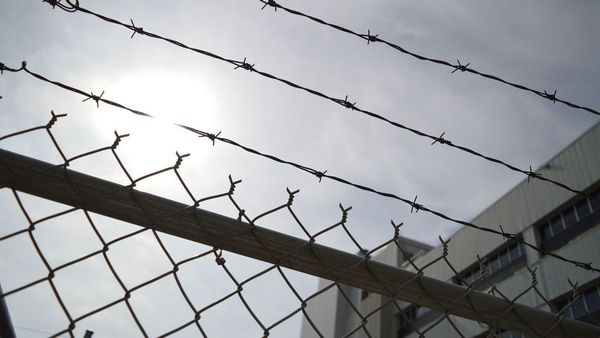 Lebih dari 200 Tahanan di Penjara Karachi Pakistan Kabur saat Terjadi Gempa Bumi