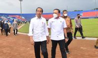 Tinjau Langsung Keadaan Stadion Kanjuruhan, Iwan Bule Puji Presiden Jokowi
