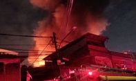 Kebakaran di Depan Kantor Pemkot Jakarta Pusat, 2 Orang Tewas dan Kerugian Capai Rp28 Miliar