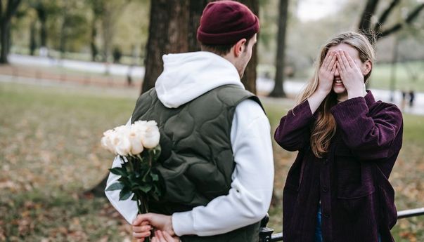 Awas Jangan Terlalu Mudah Jatuh Cinta, Menurut Pakar Berisiko Alami Hubungan Tak Sehat