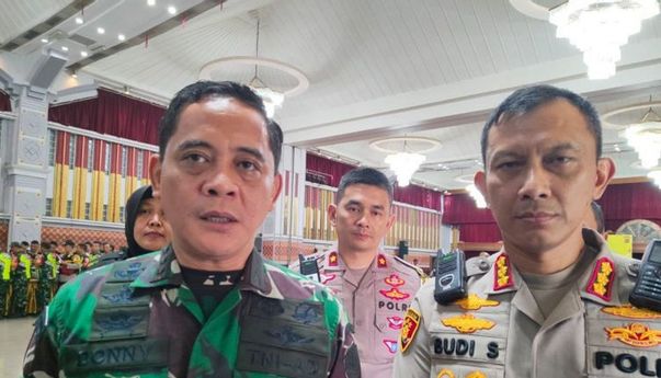 Polisi Tetapkan Tersangka Brenton Craig, Bule Australia yang Ludahi Imam Masjid di Bandung