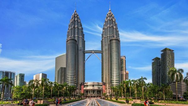 3 Destinasi Wisata di Malaysia yang Wajib Dikunjungi
