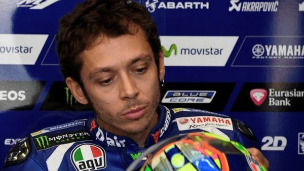 Valentino Rossi Ribut Selama 4 Hari dengan Tim Mekanik Yamaha, Hasilnya Podium