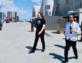 Elon Musk Balas Cuitan Jokowi: Sebuah Kehormatan Bertemu di Starbase