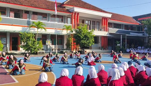 SMP N 1 Bantul Sambut Peserta Didik Baru dengan Teatrikal