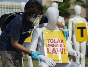 Berita Terkini: Serikat Pekerja di Jateng Tolak Pengesahan RUU Cipta Kerja