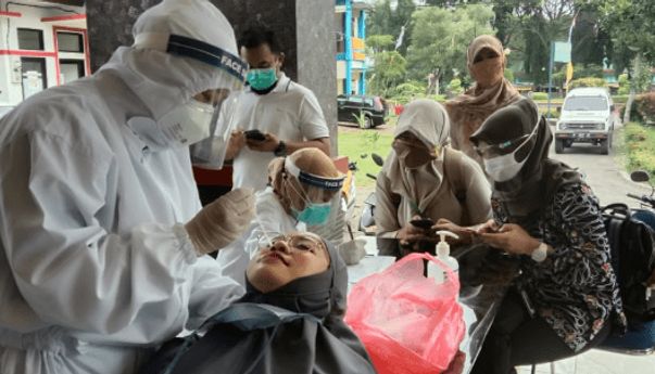 Berita Seputar Jogja: Cegah Covid-19, Dinkes Kulon Progo Lakukan Tes Usap Massal Pada Tiga Jenis Profesi ini