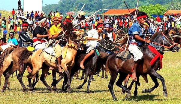 Pasola: Menyaksikan Tradisi Perang Para Kesatria Sumba