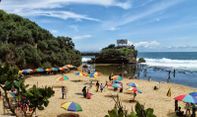 Libur Akhir Tahun di Pantai Kukup Gunung Kidul yang Menarik