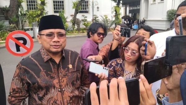 DPR Bentuk Pansus Haji, Menag Yaqut: Itu Disiapkan Konstitusi, Kita Ikuti Saja