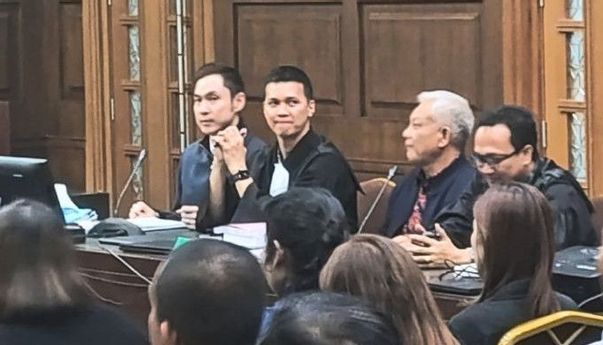 Asisten Ungkap Tampung Uang Rp894 Juta, Sandra Dewi: Kami Tidak Punya Uang, Anak Saya Butuh Makan