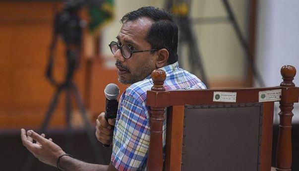 PN Jaktim Vonis Bebas Haris Azhar dan Fatia Divonis Bebas dalam Kasus Pencemaran Nama Baik Luhut