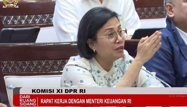 Viral Alphard-nya Masuk ke Apron Bandara Soetta, Ini Penjelasan Sri Mulyani