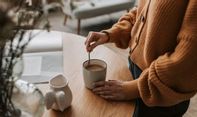 Benarkah Minum Kopi Bikin Perut Kembung? Simak Penjelasan Ahli