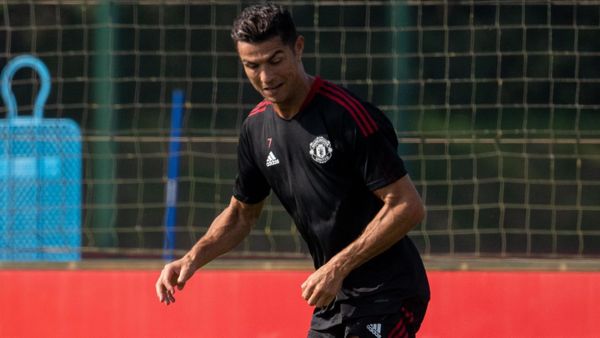 Masa Karantina Berakhir, Cristiano Ronaldo Gabung Latihan Manchester United