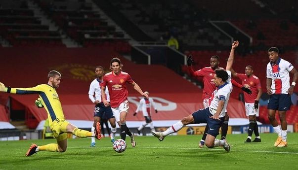 Manchester United vs PSG 1-3, Old Trafford jadi Neraka bagi Setan Merah