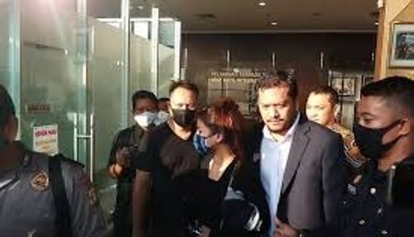 Vicky Prasetyo Ditahan Terkait Penggerebekan di Rumah Angel Lelga