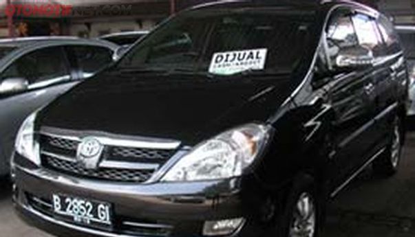 Pingin Punya Mobil Tapi Kocek Kurang, Mobil Bekas Toyota Kijang Innova Diesel 2004-2005 Bisa Jadi Solusi