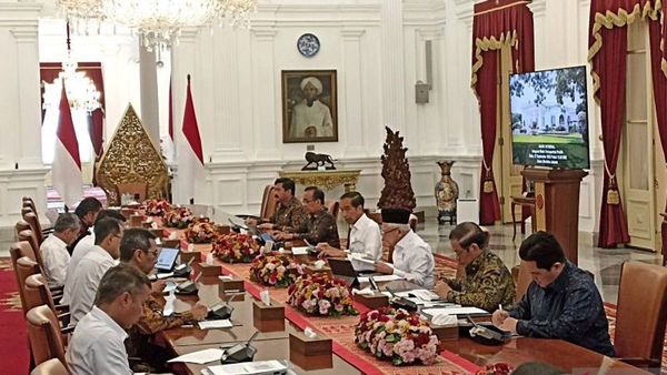 Presiden Jokowi Minta Pembangunan Jalur LRT ke Bogor dan Manggarai Dikaji