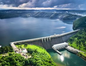 PLTA Besai Kemu: Komitmen United Tractors Dalam Perkuat Transisi Energi Nasional