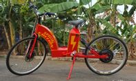 Terbaik! Berusia 60 Tahun Lebih, Mujahid Ciptakan Sepeda Listrik