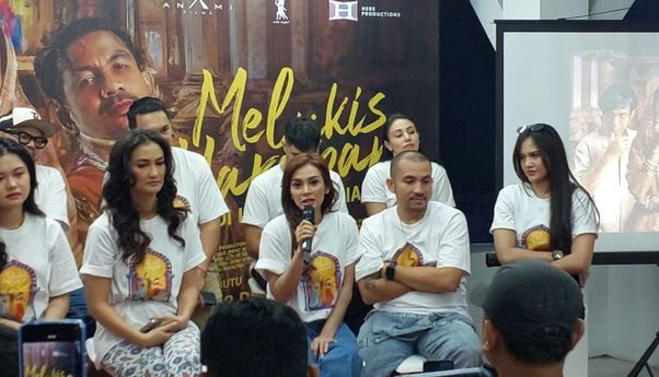 Masayu Anastasia Ungkap Belajar Menari 6 Bulan untuk Film Melukis Harapan di Langit India